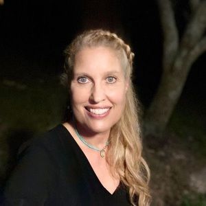 Meet your Posher, Anneke